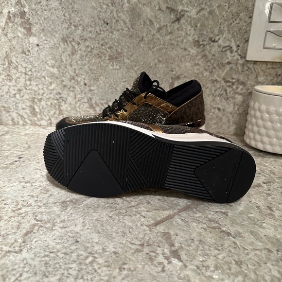 Michael Kors black and gold sneakers brown and beige MK print on back - Picture 5 of 5